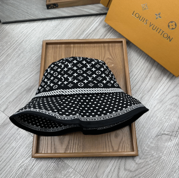 Louis Vuitton Sailor Bandana Ha - Image 4