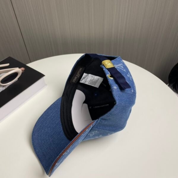 Louis vuitton snapback hat - Image 7