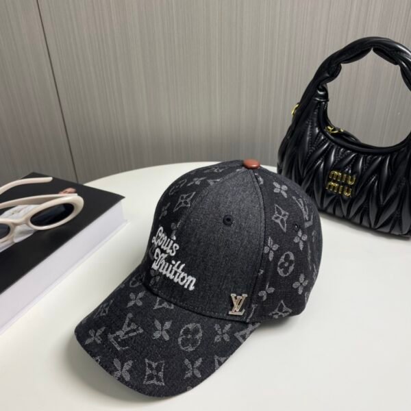 Louis vuitton snapback hat - Image 2