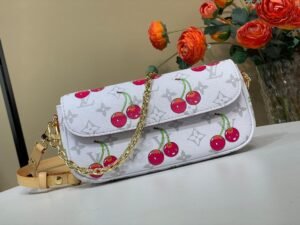 Louis Vuitton LV x TM Wallet On Chain Ivy M14239