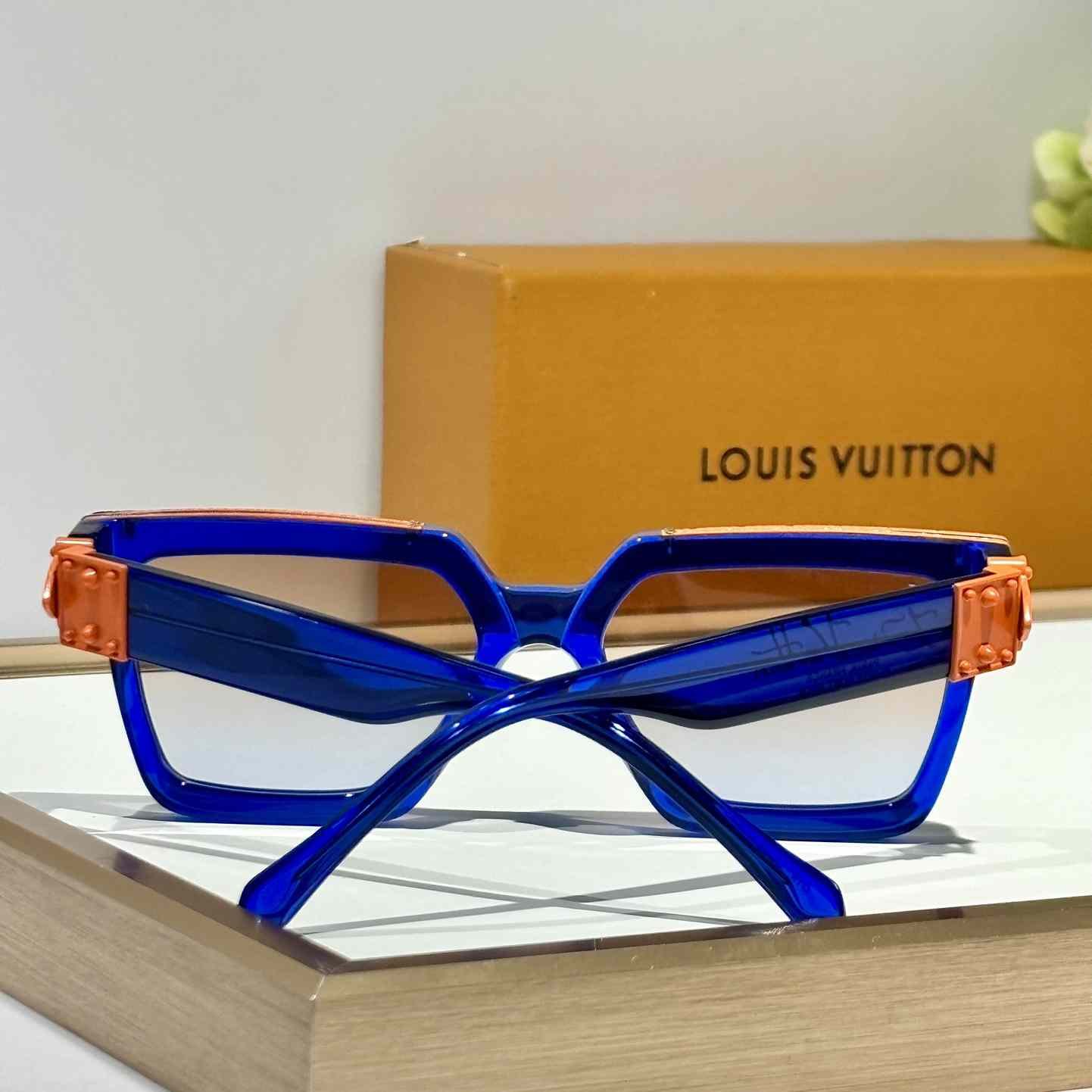 Louis Vuitton 1.1 Millionaires Sunglasses Z2436W - Image 4