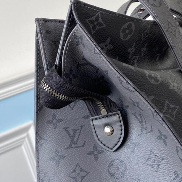 Louis Vuitton 2020 Monogram Eclipse Reverse New Cabas Zippe GM M45379 - Image 7