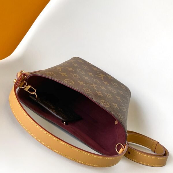 Louis Vuitton All In BB M12925 - Image 5