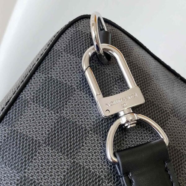 Louis Vuitton Avenue Slingbag N00086 - Image 8