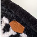 Louis Vuitton Bumbag M11799