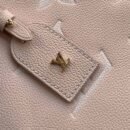 Louis Vuitton CarryAll PM M14209