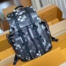 Louis Vuitton Christopher MM M14952