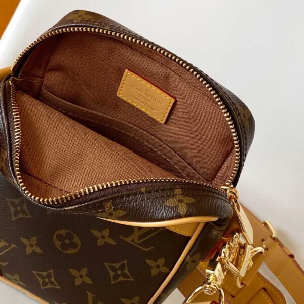 Louis Vuitton Danube M14013 - Image 4