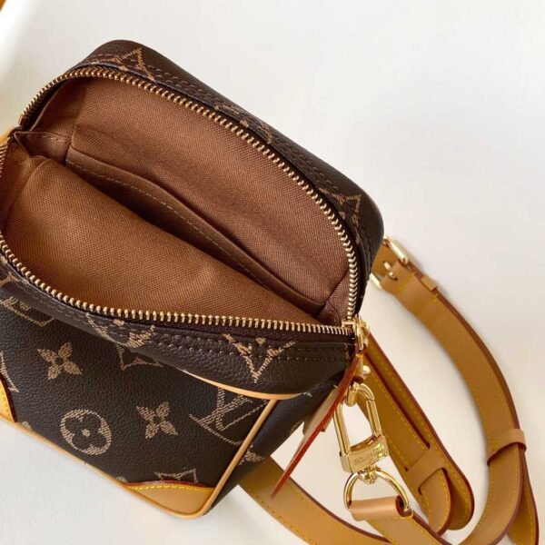 Louis Vuitton Danube M14106 - Image 4