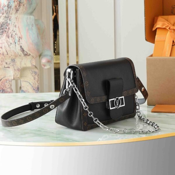 Louis Vuitton Dauphine Soft Vibe MM M13450 - Image 3