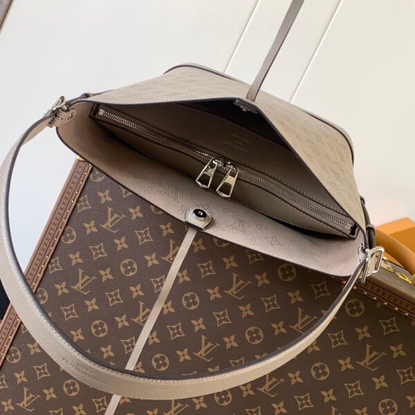 Louis Vuitton Flore M12140 - Image 5