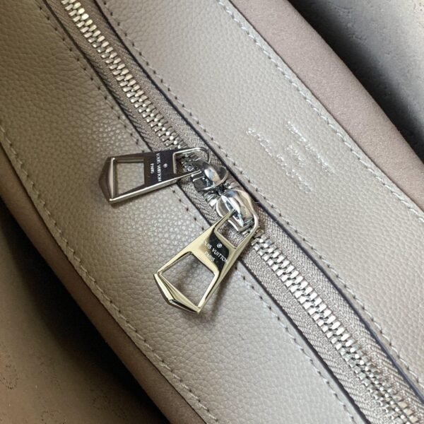 Louis Vuitton Flore M12140 - Image 7