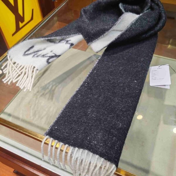 Louis Vuitton Fluffygram Scarf M92527 - Image 3