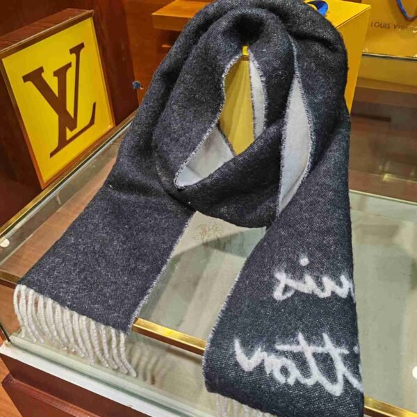 Louis Vuitton Fluffygram Scarf M92527 - Image 2