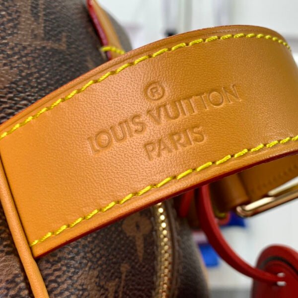 Louis Vuitton Locker Dopp Kit M11765 - Image 8