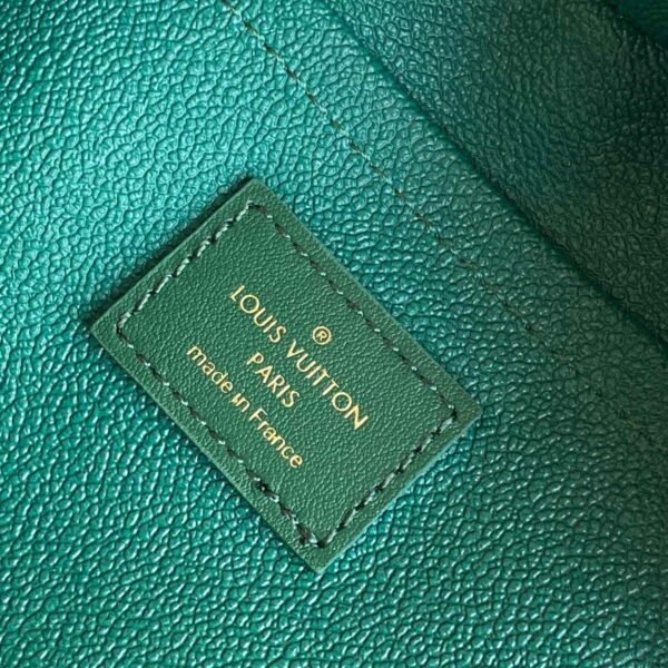 Louis Vuitton Locker Dopp Kit M12688 - Image 9
