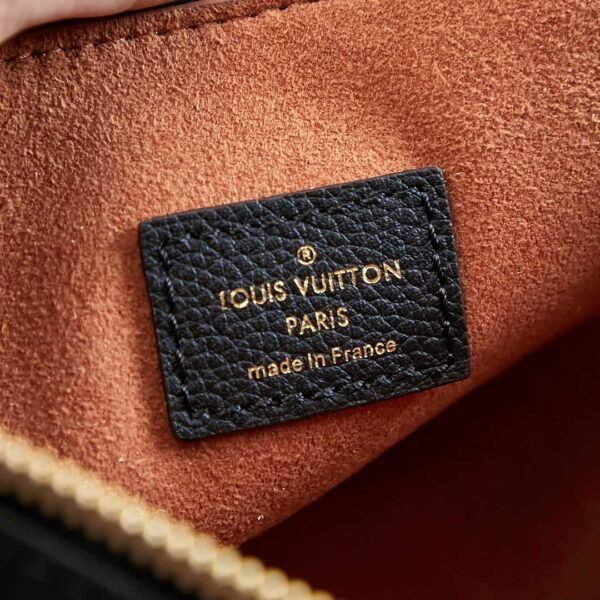 Louis Vuitton Low Key Bumbag M11429 - Image 10