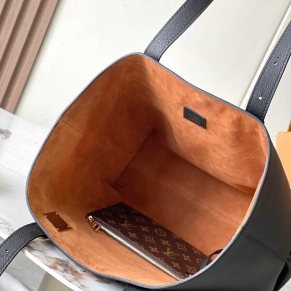 Louis Vuitton Low Key Cabas MM M25341 - Image 5