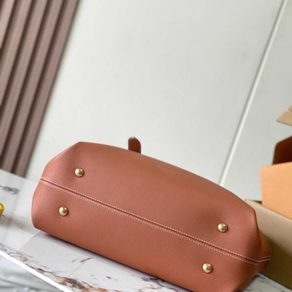 Louis Vuitton Low Key Cabas MM M25342 - Image 5