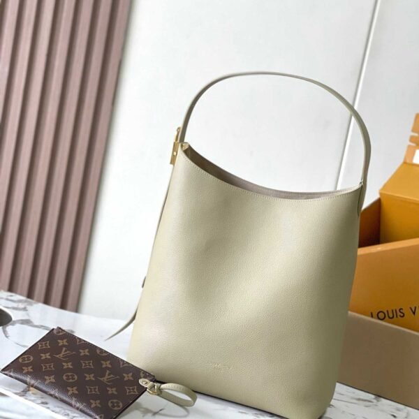 Louis Vuitton Low Key Hobo MM M24988 - Image 3