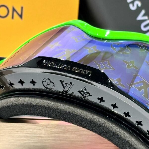 Louis Vuitton LV Snow Mask (Green) - Image 6