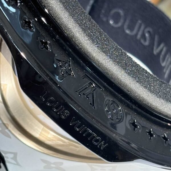 Louis Vuitton LV Snow Mask (Black) - Image 5