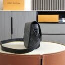 Louis Vuitton Montsouris Messenger PM M12519