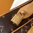 Louis Vuitton Nil M14025