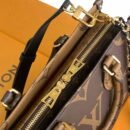 Louis Vuitton OnTheGo East West Chain M14236
