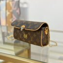 Louis Vuitton Pochette Camille M13566