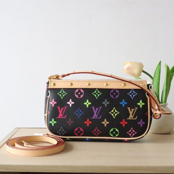 Louis Vuitton Pouch Pochette M92649