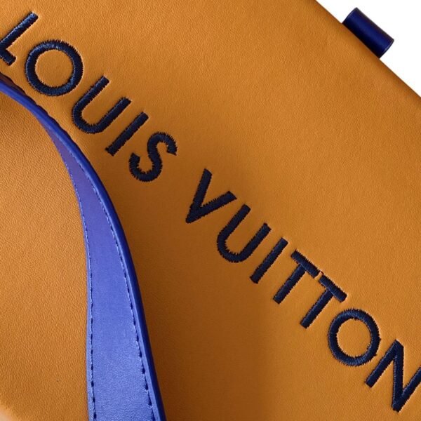 Louis Vuitton Shopper Clutch M13984 - Image 8