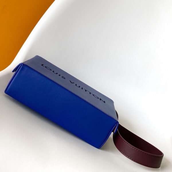 Louis Vuitton Shopper Clutch M14028 - Image 4