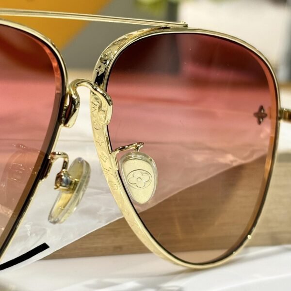Louis Vuitton The LV Pilot Sunglasses Z1621U - Image 8