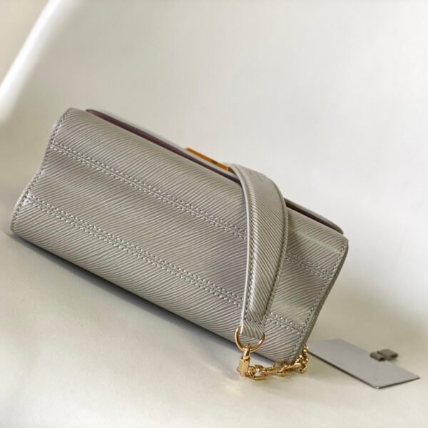 Louis Vuitton Twist M21026 - Image 7