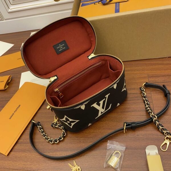 Louis Vuitton Vanity Pouch M45780 - Image 5