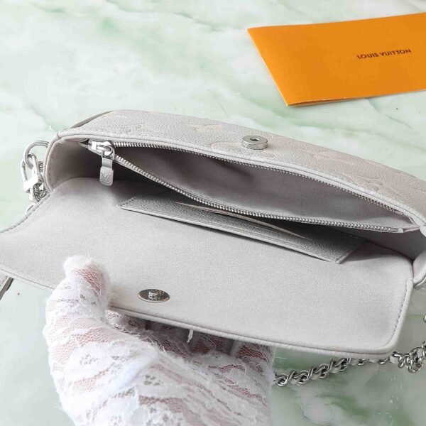 Louis Vuitton Wallet on Chain Ivy M14225 - Image 5