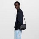 Louis Vuitton Montsouris Messenger PM M12519