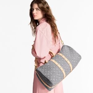 Louis Vuitton Keepall Bandoulière 45 M13748