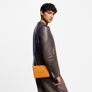 Louis Vuitton Shopper Clutch M13984