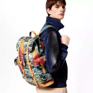 Louis Vuitton Christopher MM M24996