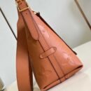 Louis Vuitton CarryAll PM M11790