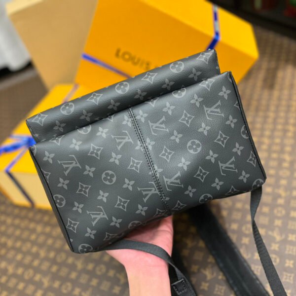 Louis Vuitton Discovery Backpack MM M22545 - Image 7