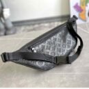 Louis Vuitton Discovery Bumbag M44388