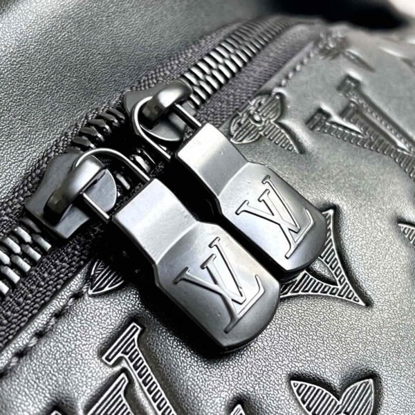 Louis Vuitton Discovery Bumbag M44388 - Image 6