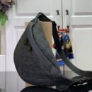 Louis Vuitton Discovery Bumbag PM M46036