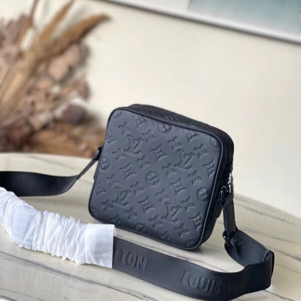 Louis Vuitton Getaway Messenger M12516 - Image 4