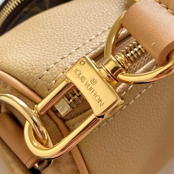 Louis Vuitton Keepall Bandoulière 25 M12627 - Image 8