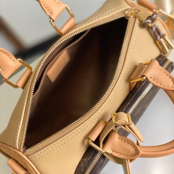 Louis Vuitton Keepall Bandoulière 25 M12627 - Image 5