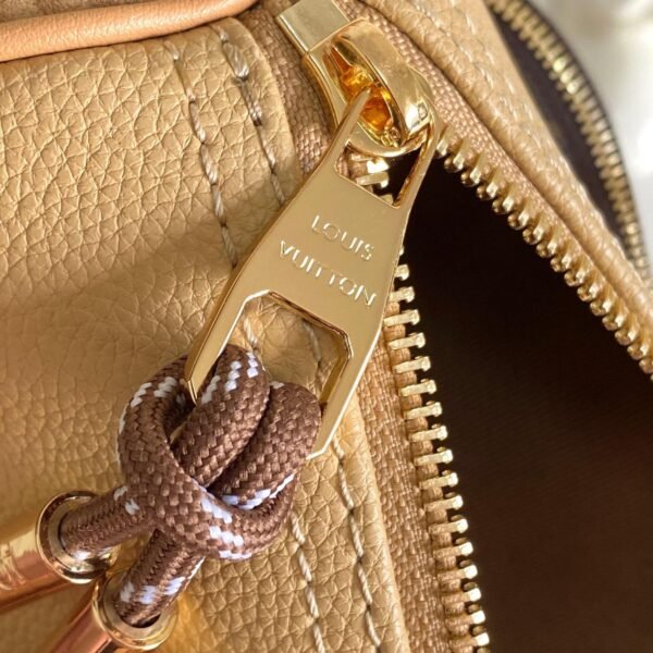 Louis Vuitton Keepall Bandoulière 25 M12627 - Image 9